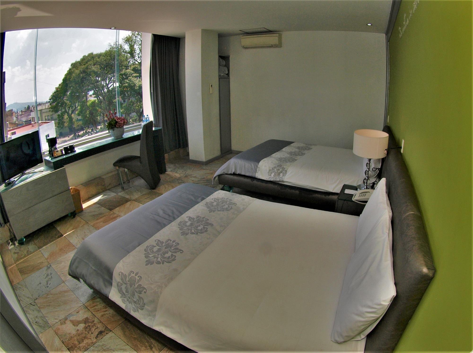 Hotel Vista Hermosa Гвадалахара Экстерьер фото
